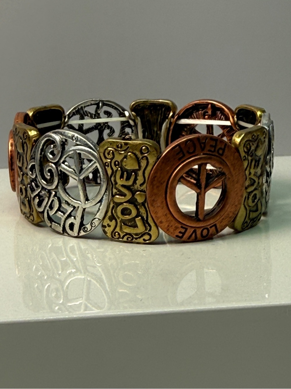 🚨3 for $15🚨 Peace & Love Stretch Bracelet in Mixed Metals